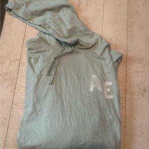 American Eagle Hooded long sleeve top